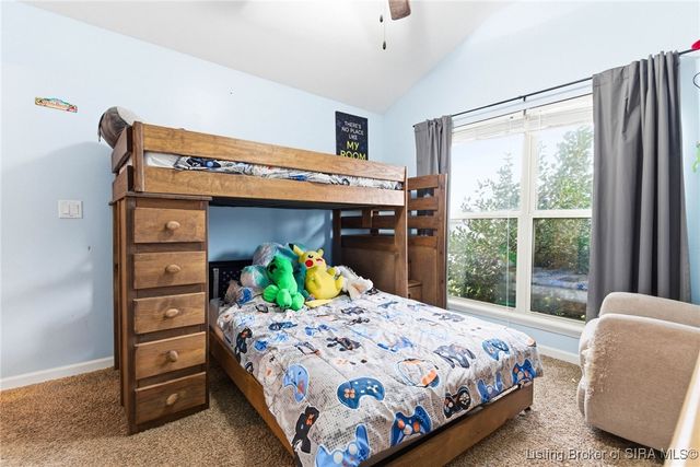 1618 Regans Way, Jeffersonville, IN 47130