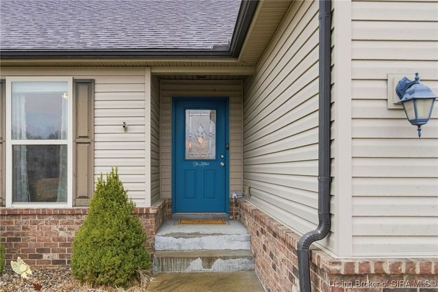 1618 Regans Way, Jeffersonville, IN 47130