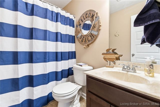 1618 Regans Way, Jeffersonville, IN 47130