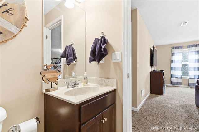 1618 Regans Way, Jeffersonville, IN 47130