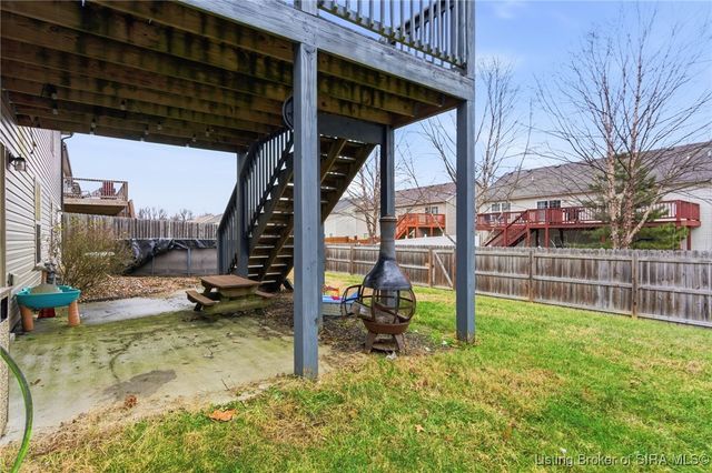 1618 Regans Way, Jeffersonville, IN 47130