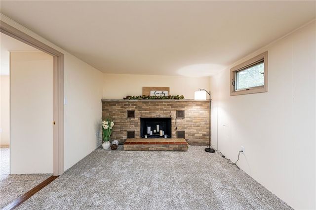 154 Nesslers Lane, Hempfield Twp, PA 15601