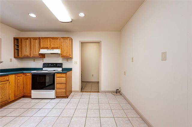 154 Nesslers Lane, Hempfield Twp, PA 15601