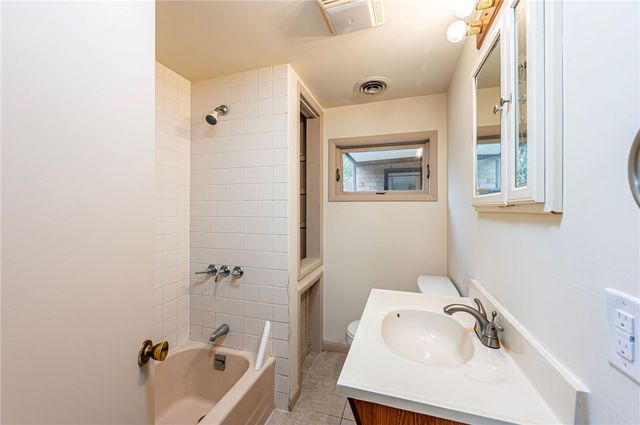 154 Nesslers Lane, Hempfield Twp, PA 15601