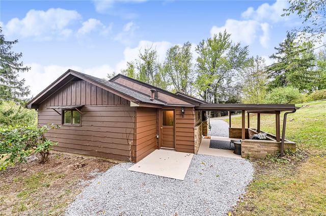 154 Nesslers Lane, Hempfield Twp, PA 15601