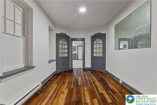 25 West Coal Street, Shenandoah Boro, PA 17976