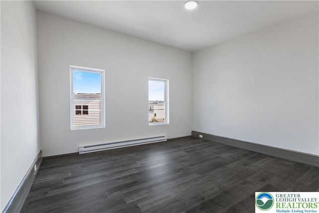 25 West Coal Street, Shenandoah Boro, PA 17976