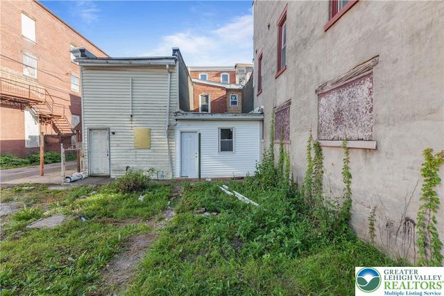 25 West Coal Street, Shenandoah Boro, PA 17976