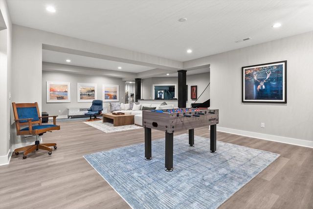 235 Four Winds COURT, Hartland, WI 53029