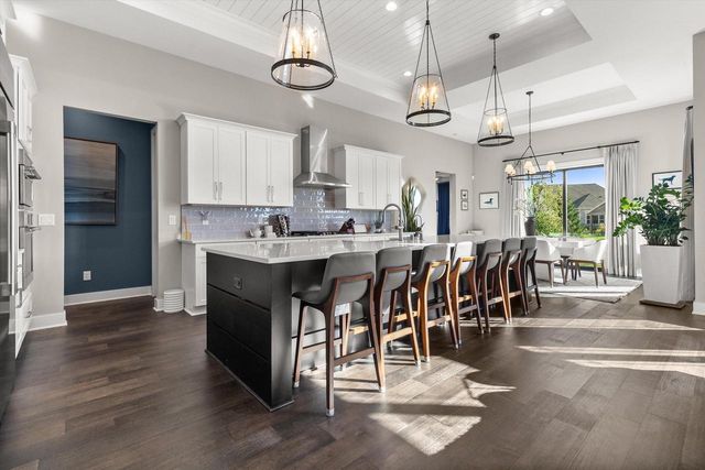 235 Four Winds COURT, Hartland, WI 53029