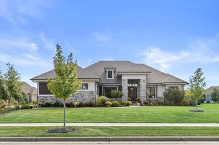 235 Four Winds COURT, Hartland, WI 53029