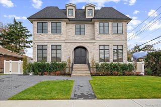 772 Park Lane, North Woodmere, NY 11581