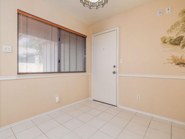 8216 Summer Side DR, Austin, TX 78759