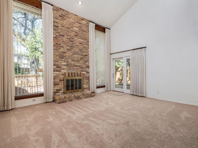 8216 Summer Side DR, Austin, TX 78759