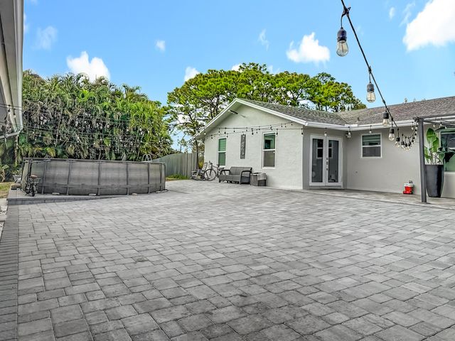 11160 Orange Boulevard, The Acreage, FL 33412