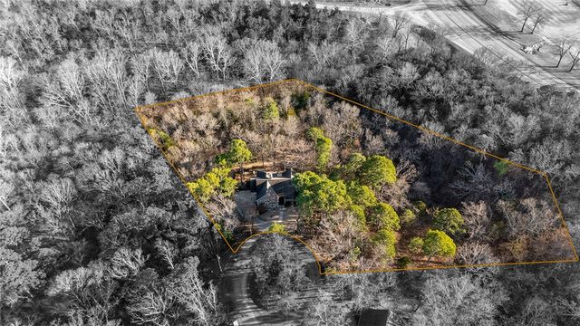 15 Penwith Lane, Bella Vista, AR 72714
