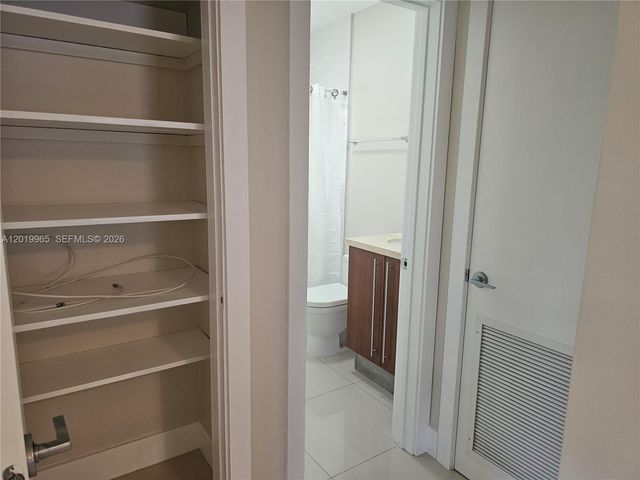 241 NE 1st Ter 1-2, Dania Beach, FL 33004