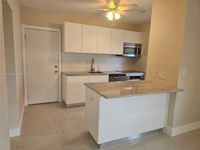 241 NE 1st Ter 1-2, Dania Beach, FL 33004