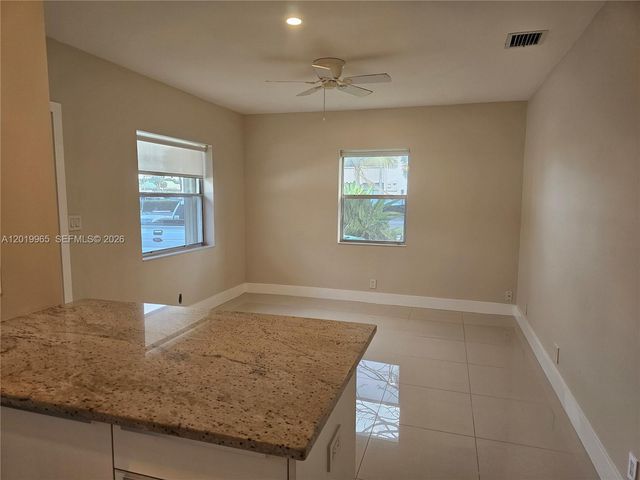 241 NE 1st Ter 1-2, Dania Beach, FL 33004