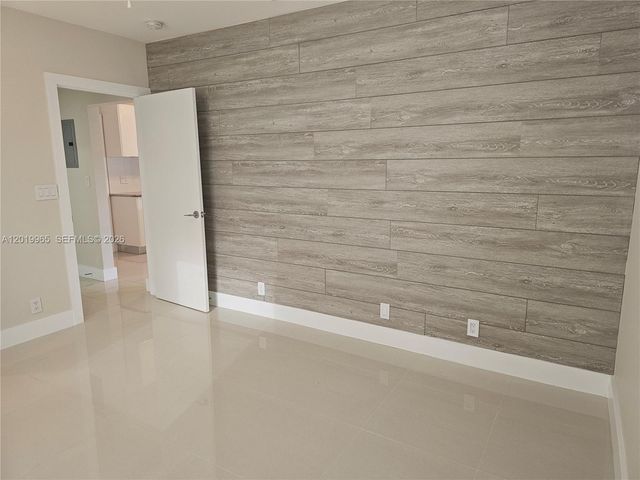 241 NE 1st Ter 1-2, Dania Beach, FL 33004