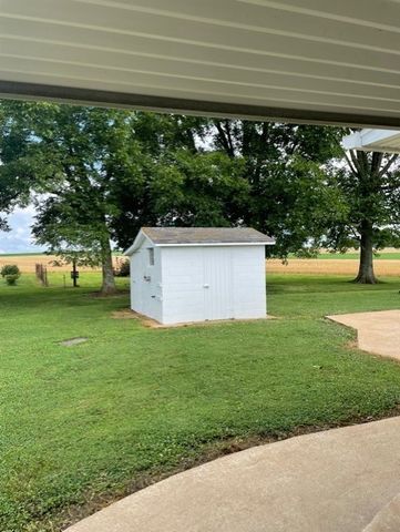 3125 Buffalo Rd, Lawrenceburg, TN 38464