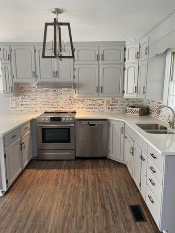 3125 Buffalo Rd, Lawrenceburg, TN 38464