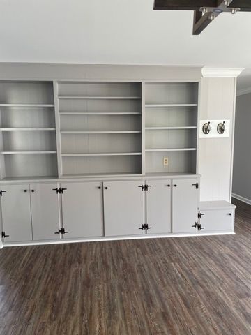 3125 Buffalo Rd, Lawrenceburg, TN 38464