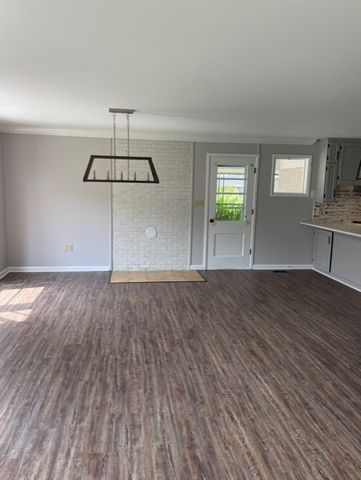 3125 Buffalo Rd, Lawrenceburg, TN 38464