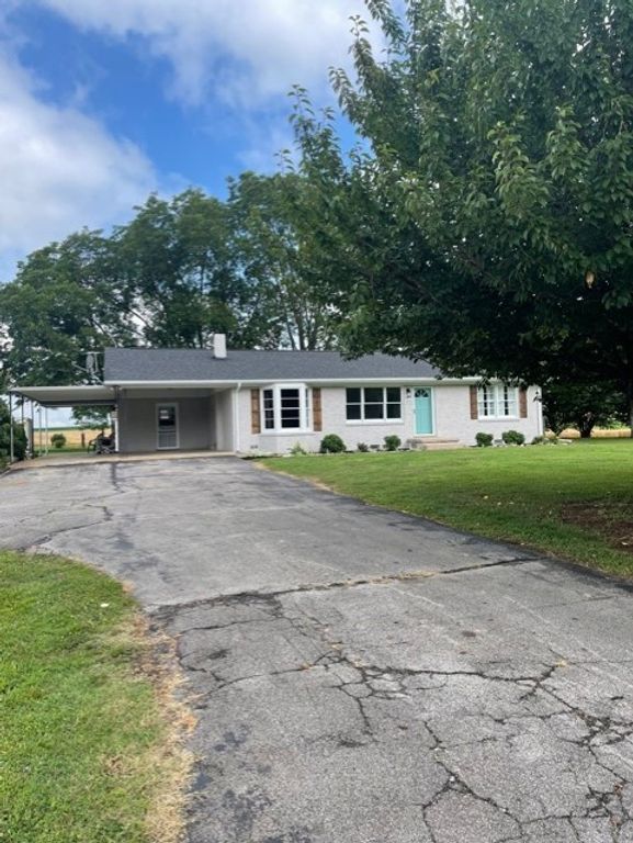 3125 Buffalo Rd, Lawrenceburg, TN 38464