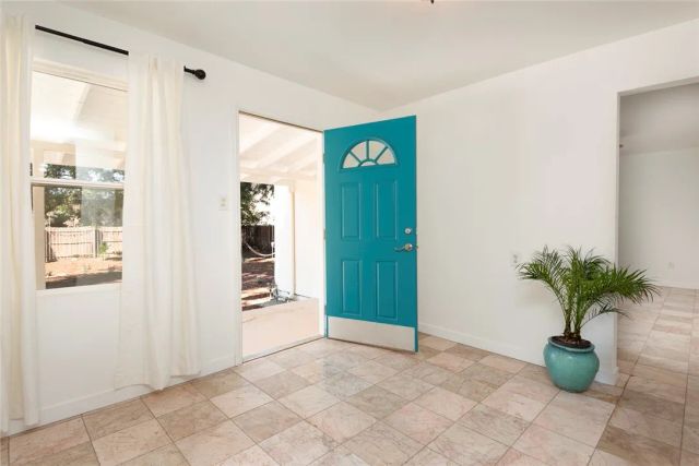 10416 Clybourn Avenue, Shadow Hills, CA 91040