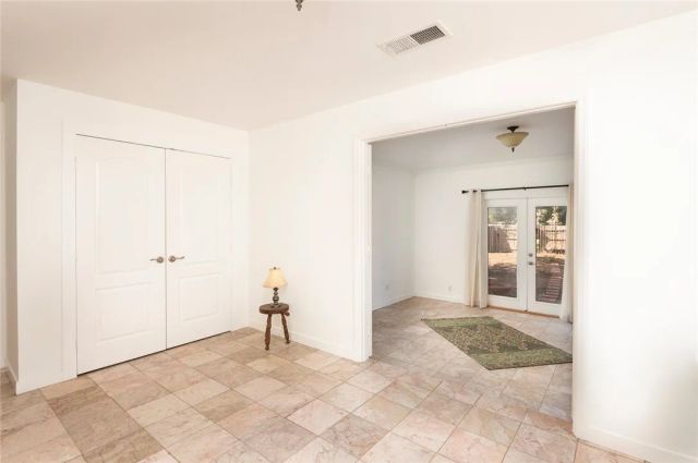 10416 Clybourn Avenue, Shadow Hills, CA 91040