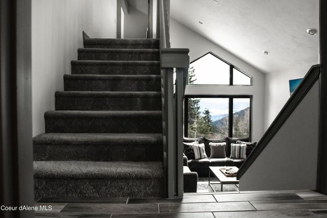 27 The Glades, 2C, Sandpoint, ID 83864