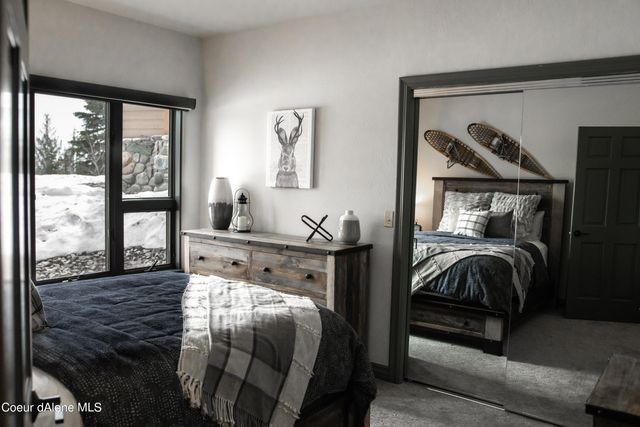 27 The Glades, 2C, Sandpoint, ID 83864