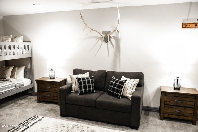 27 The Glades, 2C, Sandpoint, ID 83864