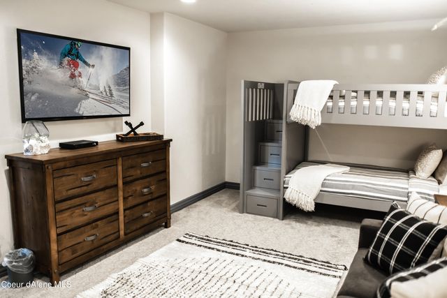 27 The Glades, 2C, Sandpoint, ID 83864