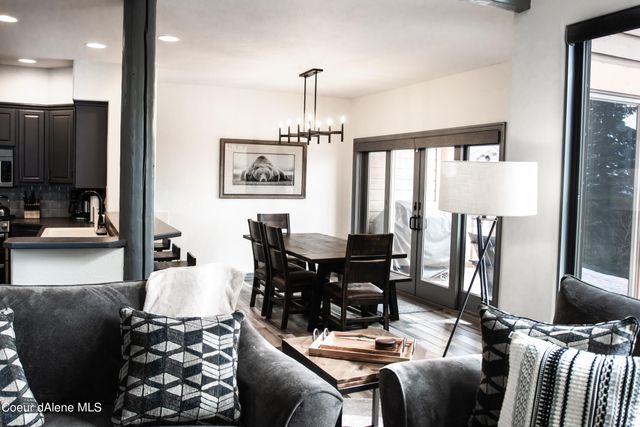 27 The Glades, 2C, Sandpoint, ID 83864