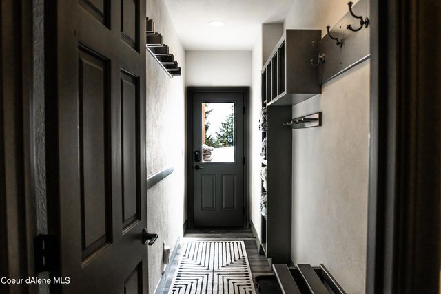 27 The Glades, 2C, Sandpoint, ID 83864