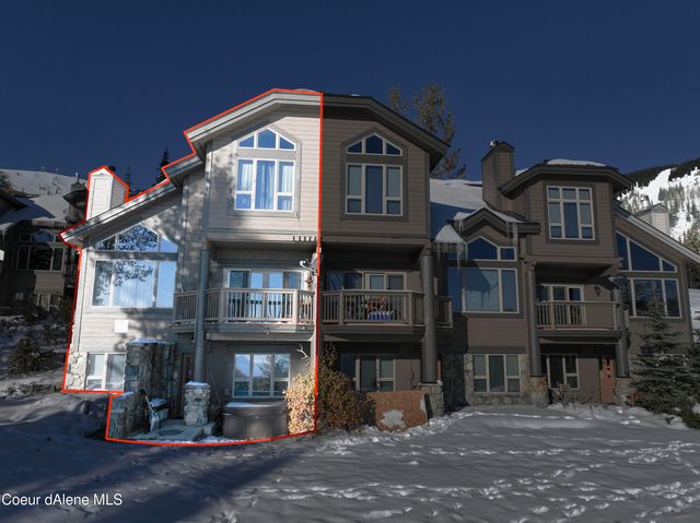 27 The Glades, 2C, Sandpoint, ID 83864