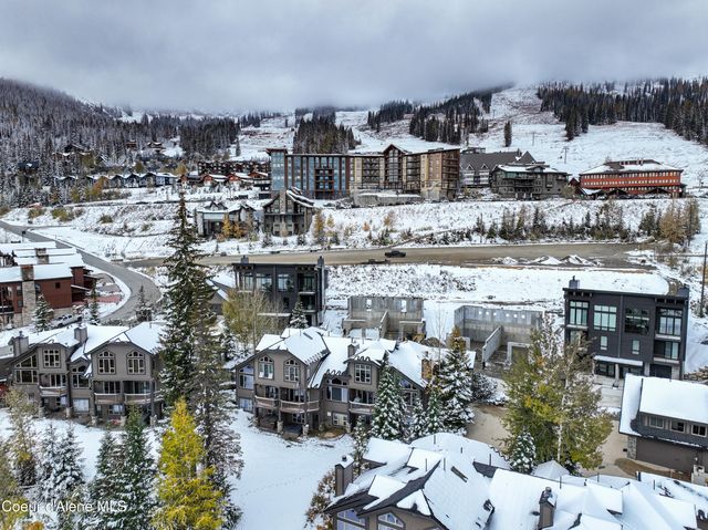 27 The Glades, 2C, Sandpoint, ID 83864