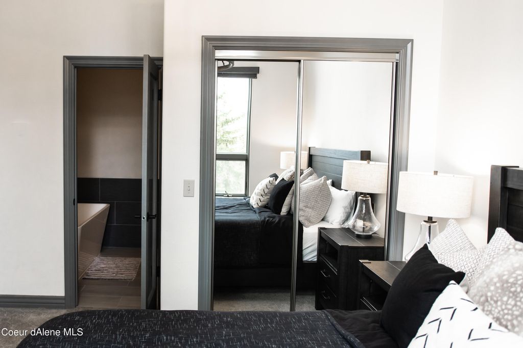 27 The Glades, 2C, Sandpoint, ID 83864 photo 15