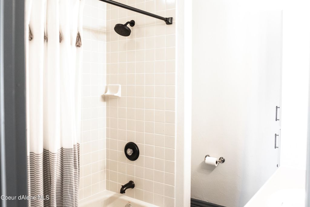 27 The Glades, 2C, Sandpoint, ID 83864 photo 26