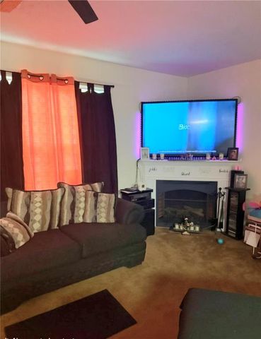 1727 Old Dogwood, Jonesboro, GA 30238