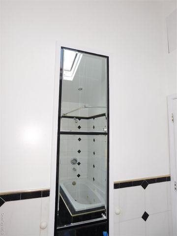 37 Burrs Lane, Dix Hills, NY 11746