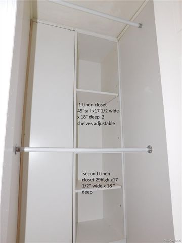 37 Burrs Lane, Dix Hills, NY 11746