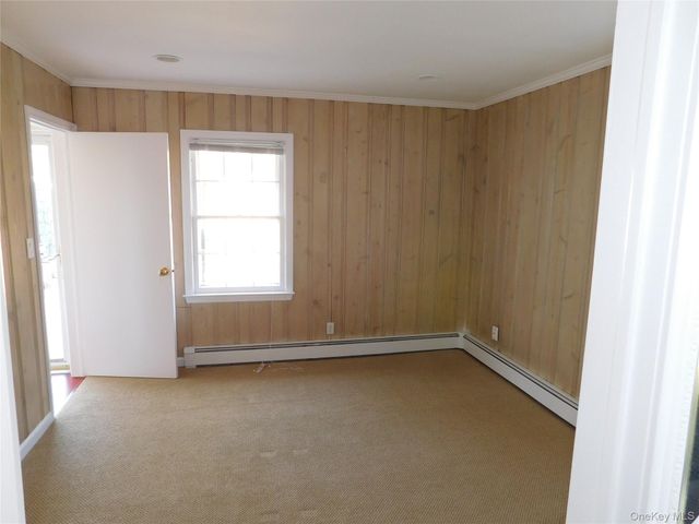 37 Burrs Lane, Dix Hills, NY 11746