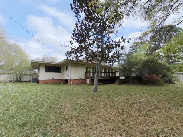 147 Woodland Drive, El Dorado, AR 71730