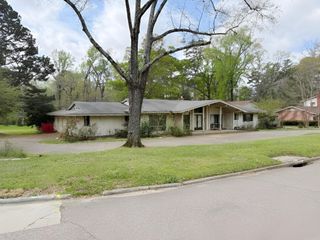 147 Woodland Drive, El Dorado, AR 71730