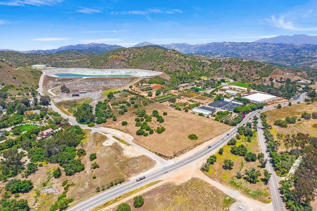 Mission Road, Fallbrook, CA 92028