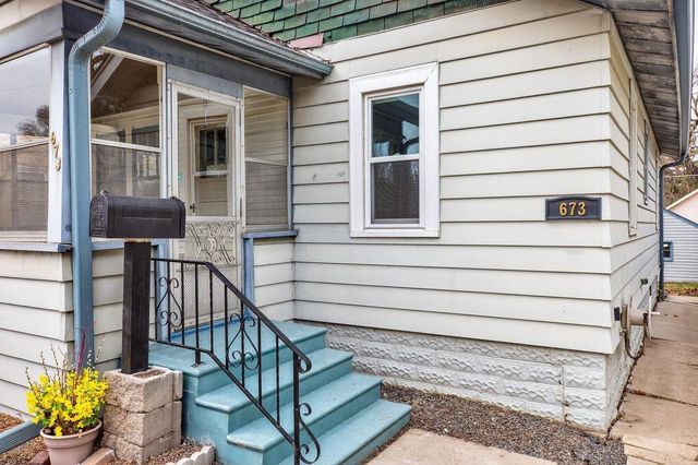 673 Hamline Avenue S, Saint Paul, MN 55116