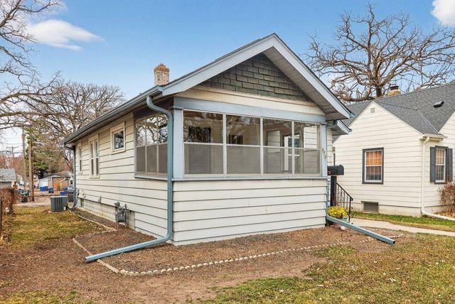 673 Hamline Avenue S, Saint Paul, MN 55116